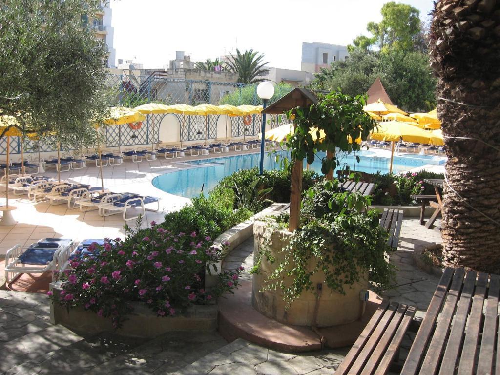 Aparthotel Club Salina Wharf Qawra Exterior foto