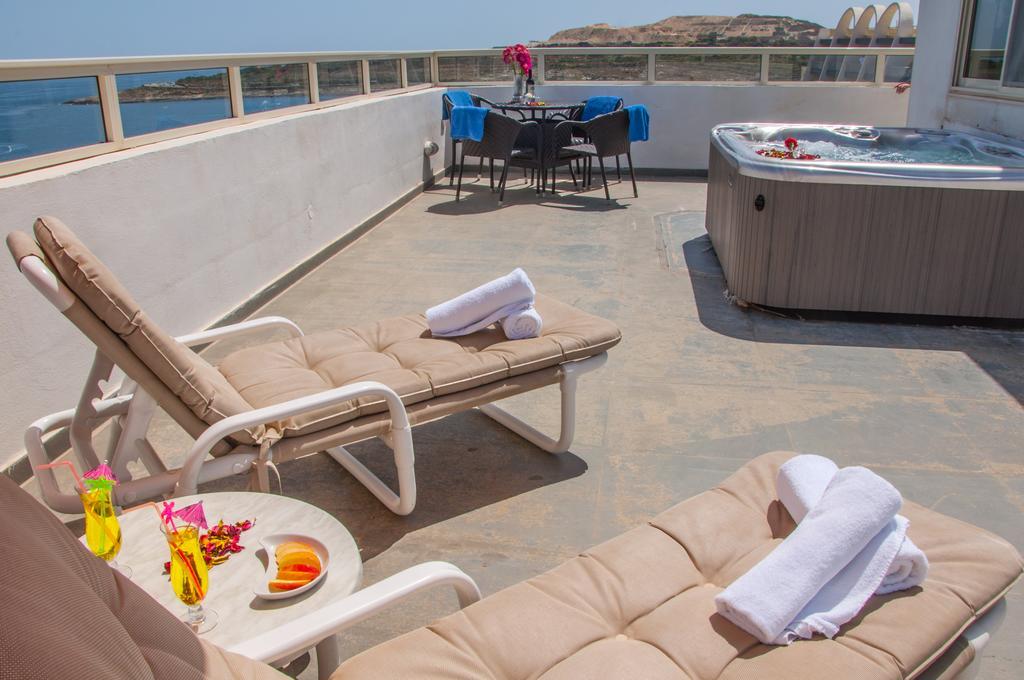 Aparthotel Club Salina Wharf Qawra Habitación foto