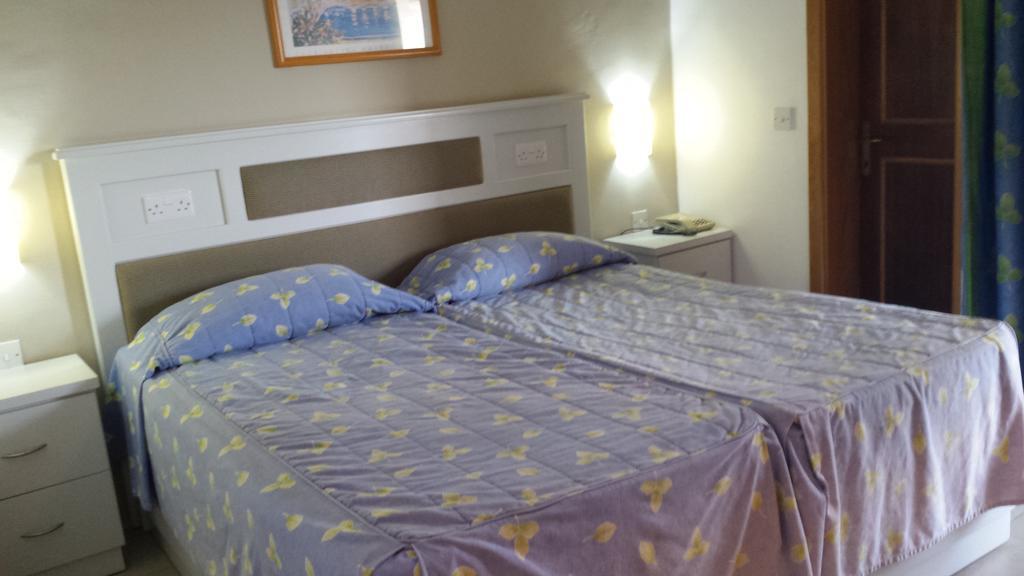Aparthotel Club Salina Wharf Qawra Habitación foto