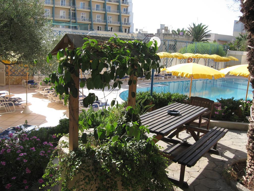 Aparthotel Club Salina Wharf Qawra Exterior foto